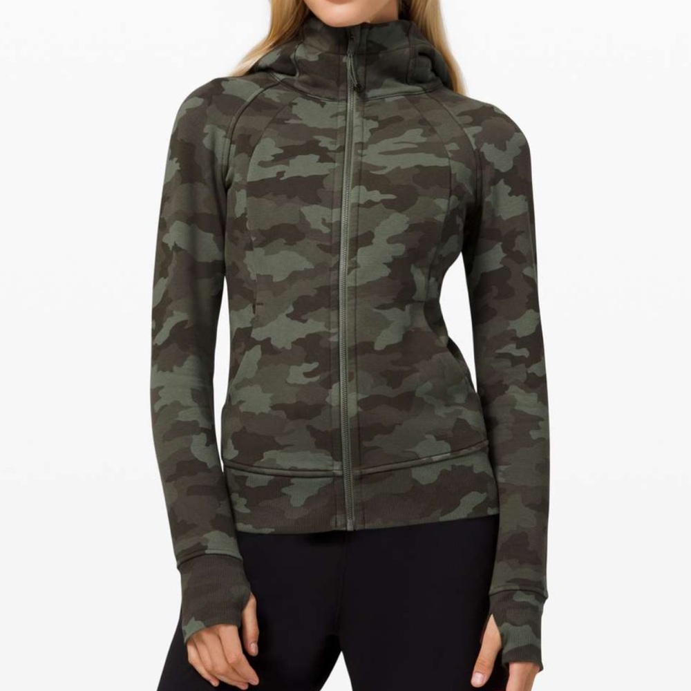 Lululemon Scuba Hoodie Light Cotton Fleece
Heritage Camo Green Twill Multi Sz 8
